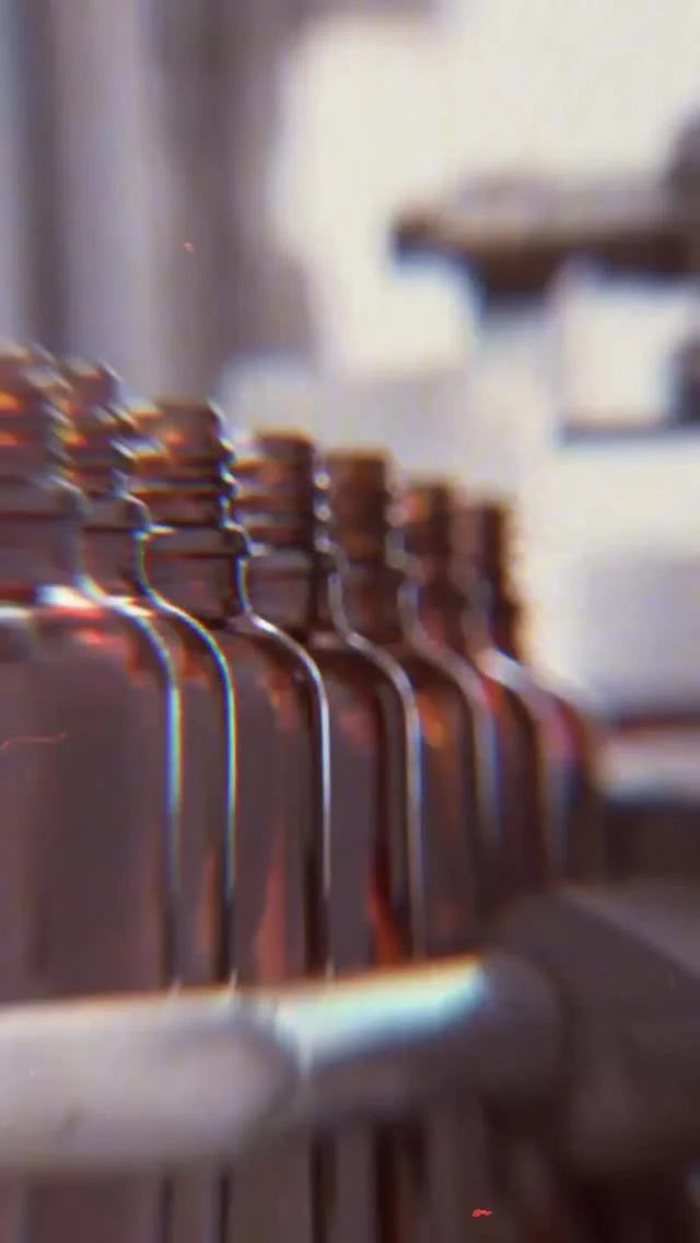 Relembre a atuação do Grupo Elfa no segmento de Delivery! 🔙

Nesta divisão, trabalhamos para que cada produto, seja um medicamento especial ou um produto para procedimento estético, chegue ao destino no momento certo.

Com as lojas da Agilfarma e Medcom, estamos juntos no propósito de ampliar os caminhos para levar saúde a milhões de vidas. 💊

#GrupoElfa #saúde #cuidado #delivery